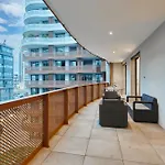 Modern Unit In Casa Finance City With Free Parking