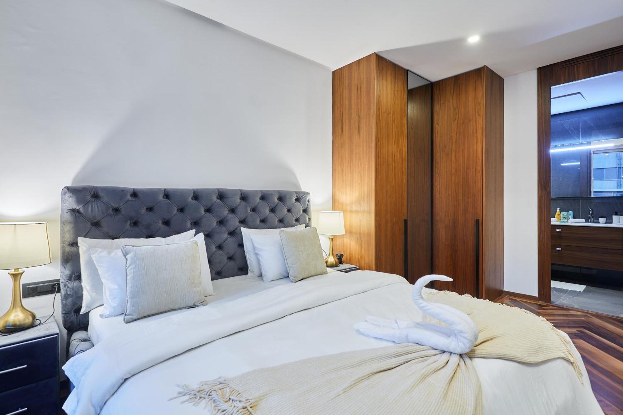 Modern Unit In Casa Finance With Free Parking *